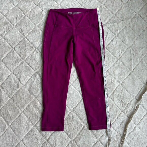 Victoria's Secret Sport | Plum Knockout By Victoria's Secret Capri | Size Small - Picture 10 of 12